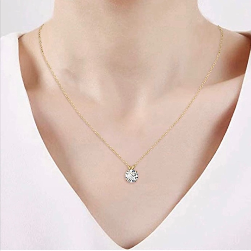 10k Gold Swarovski Zirconia Pendant